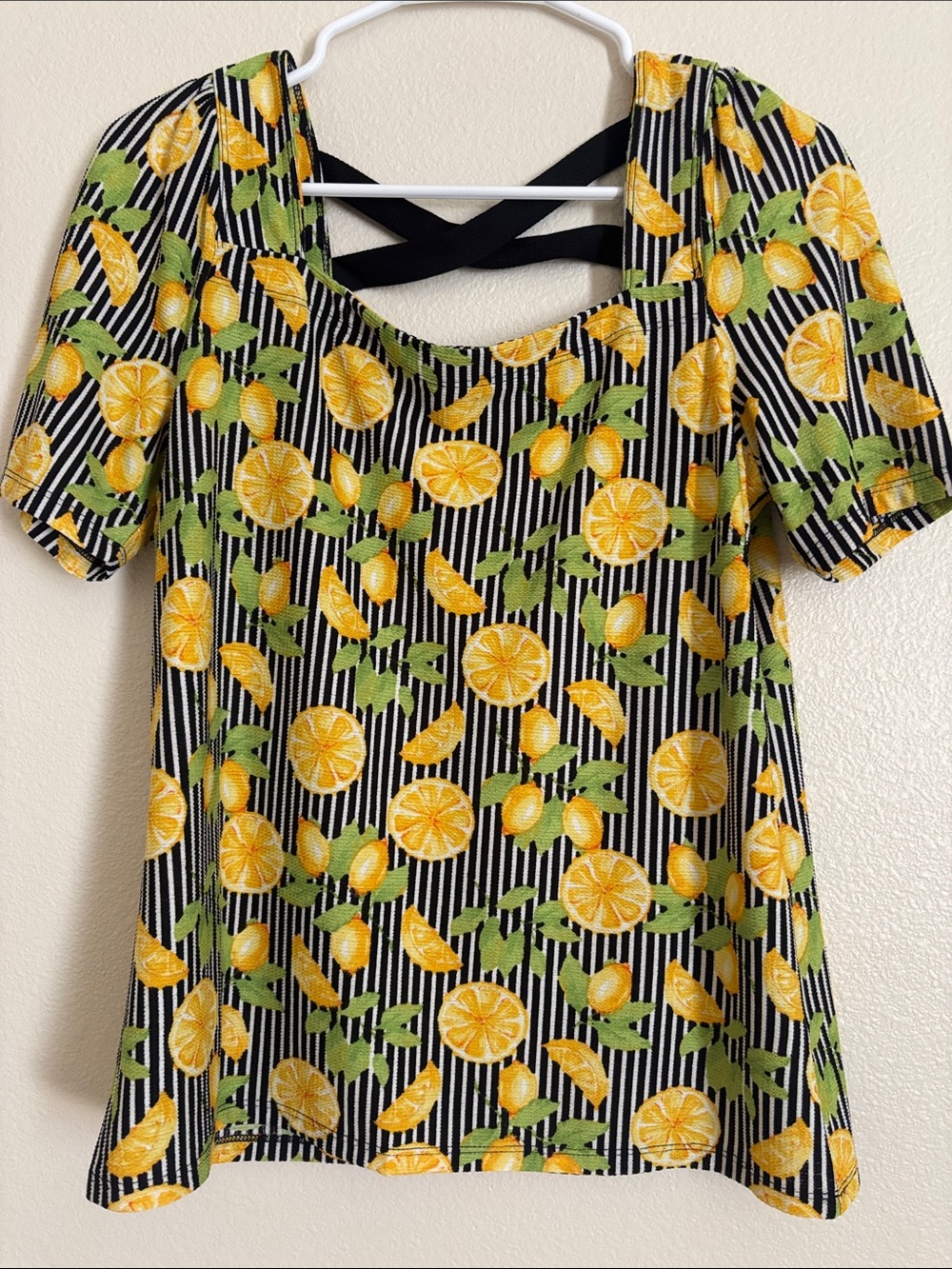 Cato Lemon Print Short Sleeve Top Size Medium
